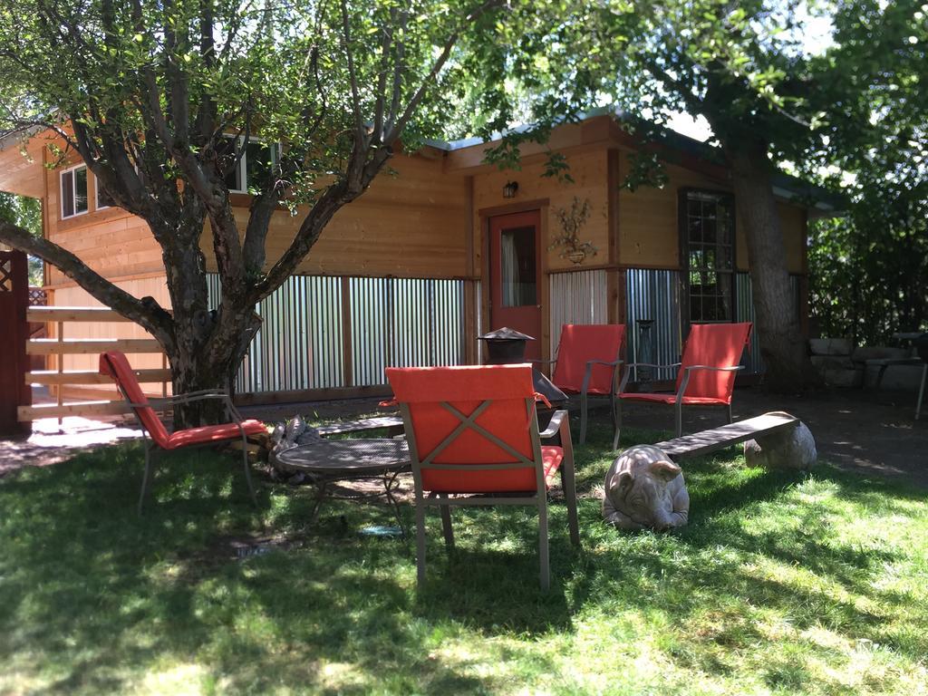Lava Hideout Cabins Lava Hot Springs Exterior foto